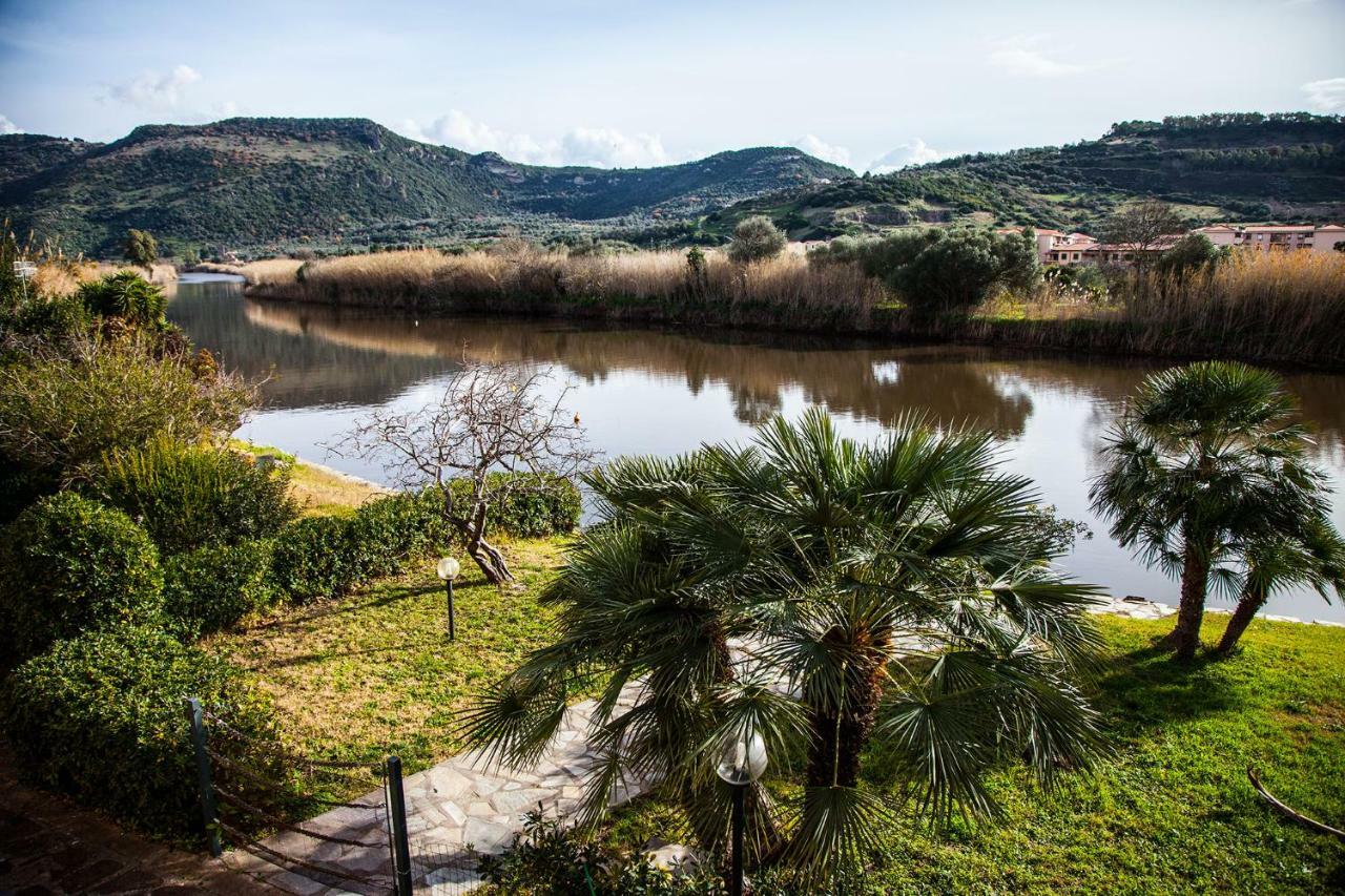Temo River House Romantic Balcony And Peaceful Retreat In The Heart Of Bosa Zewnętrze zdjęcie